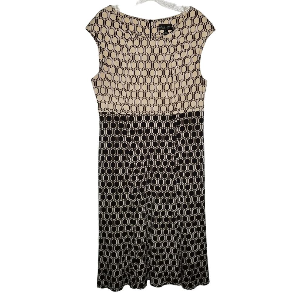 Connected Apparel Dress Tan Brown All Over Hexagon Print Size 14